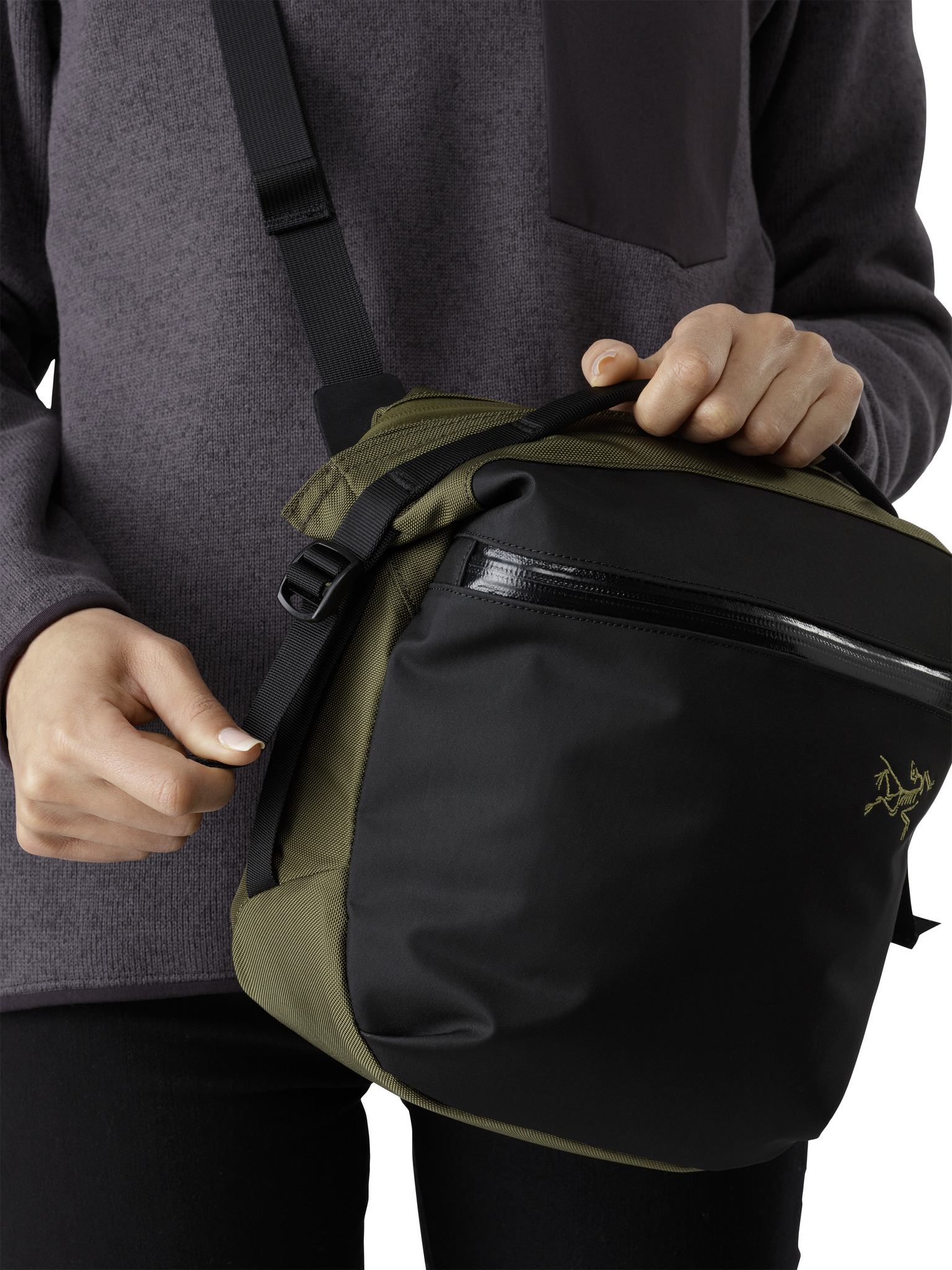 Arc'teryx Arro 8 Shoulder Bag | Altitude Sports