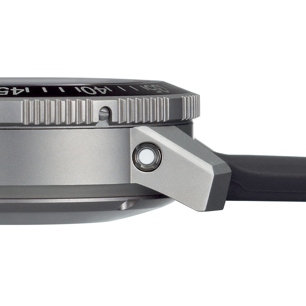 新作クロノグラフ613 StとダイバーズウォッチEZM13.1の徹底比較