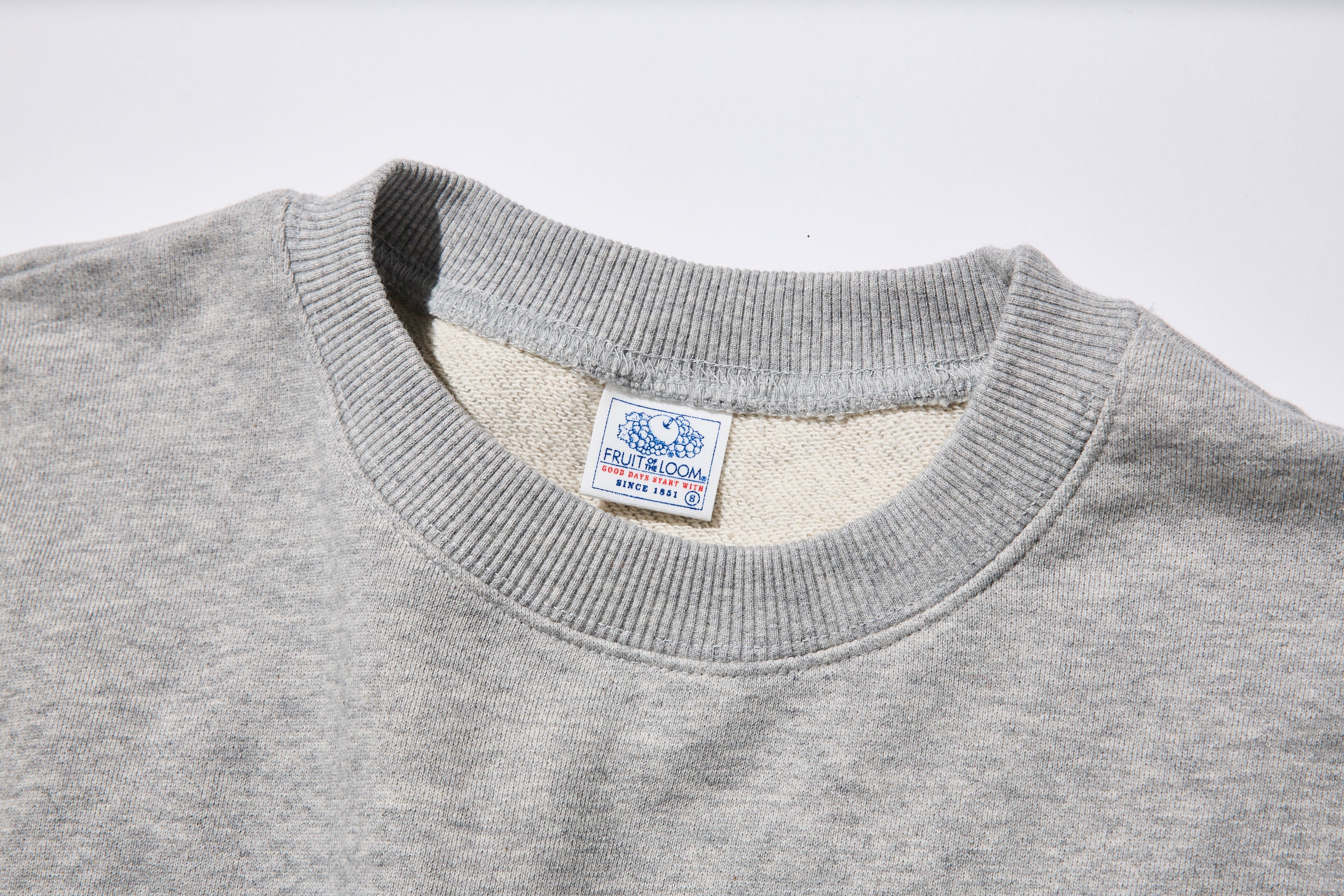 FRUIT OF THE LOOM×NEW VINTAGE GOLF］プリントクルースウェット – FUNQTEN