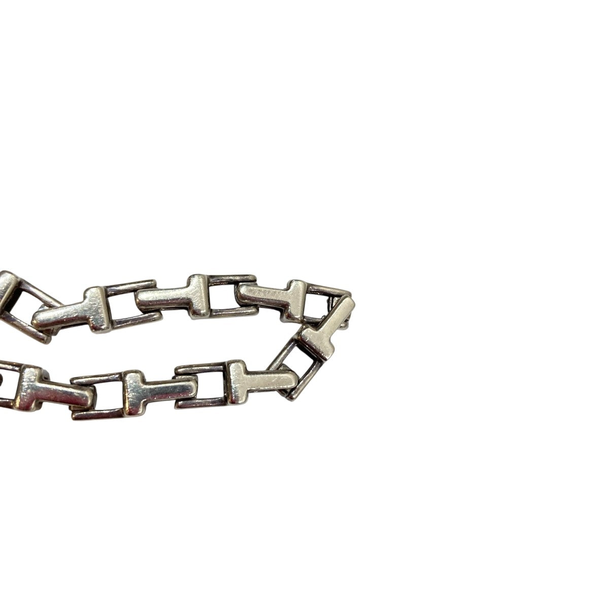 Tiffany ＆ Co．(ティファニー) Tナローチェーンブレスレット｜【公式