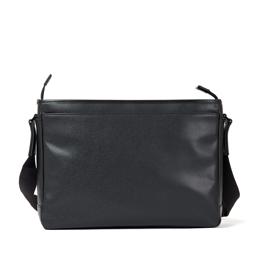 TAKEO KIKUCHI（タケオキクチ） ショルダーバッグ TAKEO KIKUCHI A4