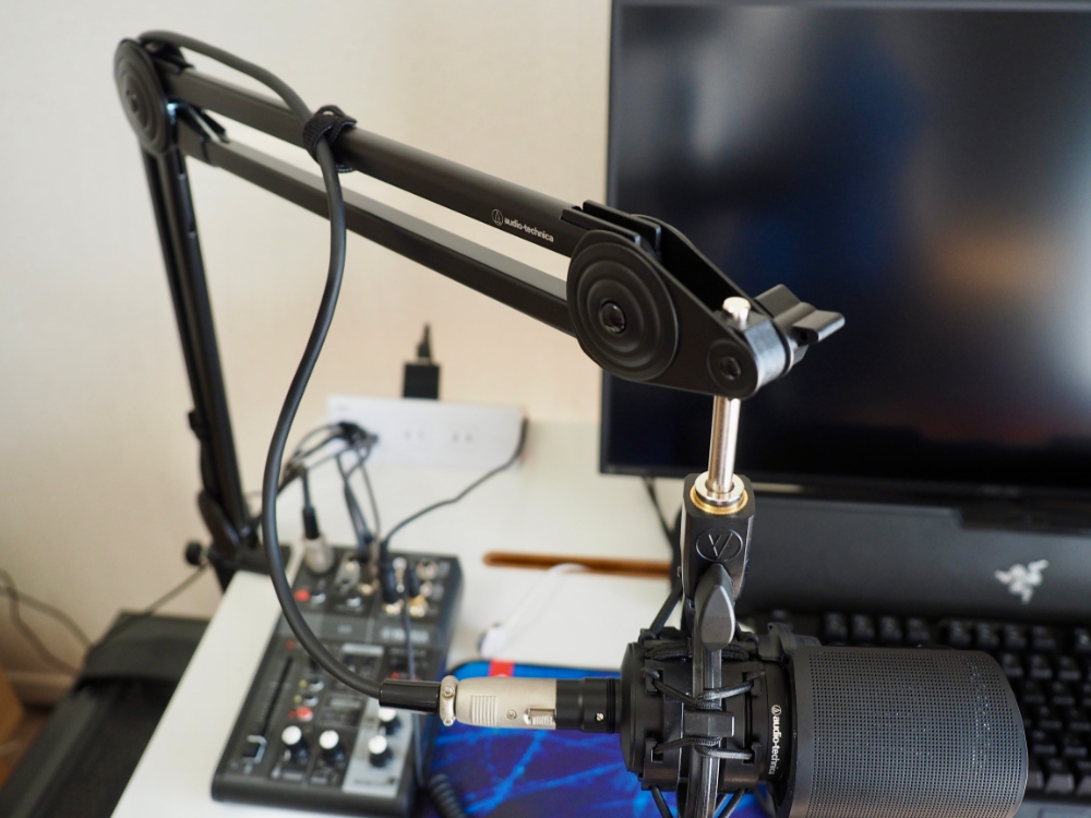 オーディオテクニカのマイクアーム「AT8700J」はちょっと高いけど買う