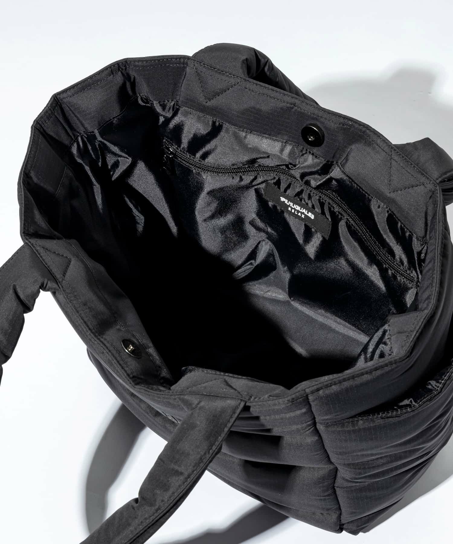 1PIU1UGUALE3 RELAX(ウノピゥウノウグァーレトレ リラックス)サークル