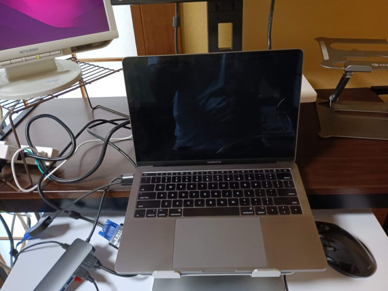 コスパ最強】画面割れMacbookの活用術【ジャンク品】 - 重藤録