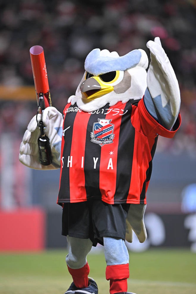 PHOTO】北海道コンサドーレ札幌のホームゲームを盛り上げるマスコット