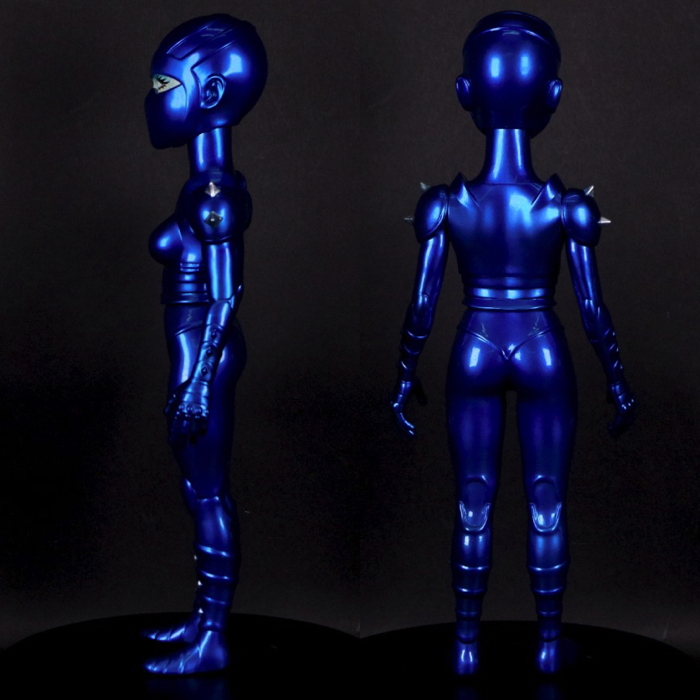 ギャラリー＆ショップ・墓場の画廊にKaiju oneから『コブラ』新