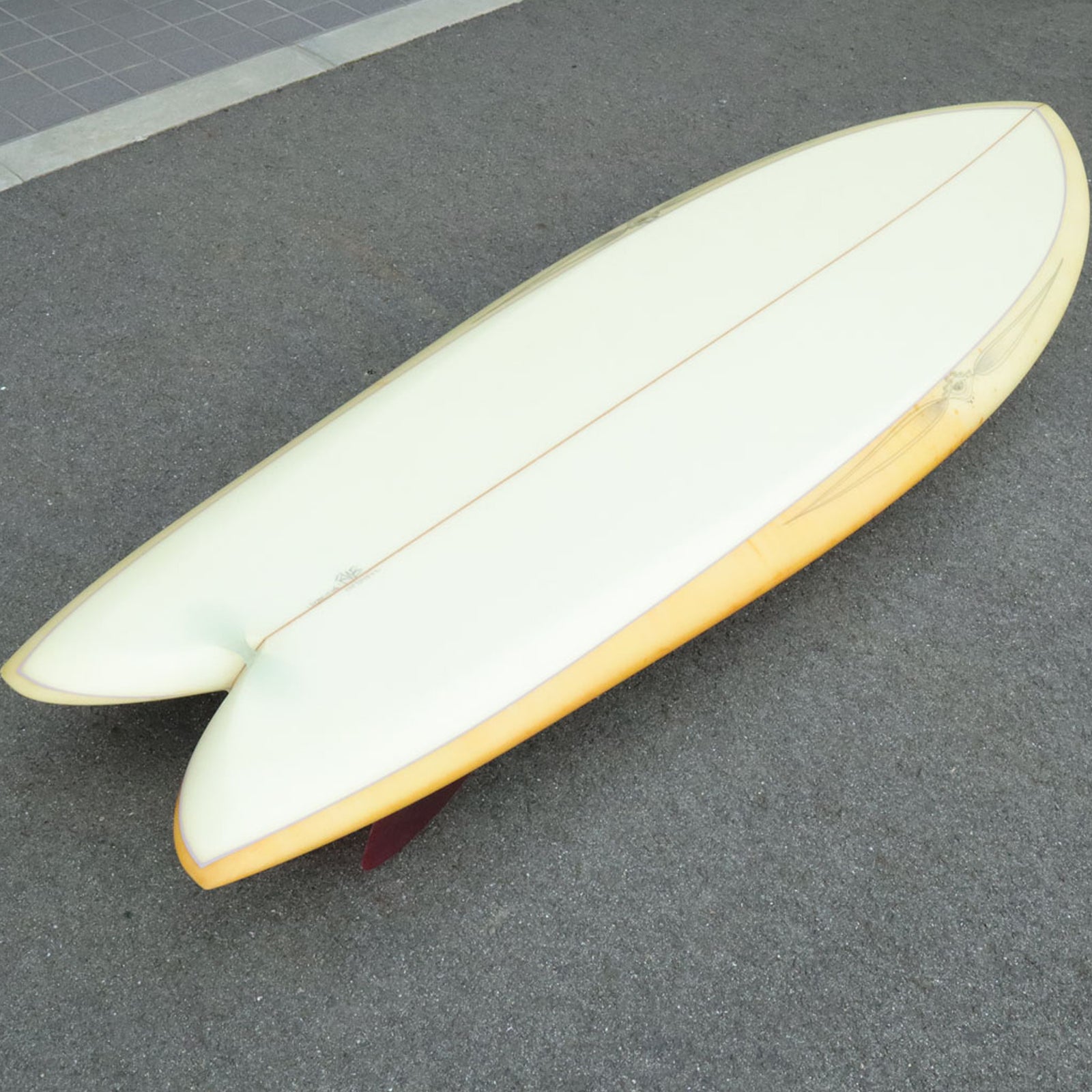 RYAN BURCH SURFBOARDS SQUIT FISH MODEL 5'1” 1/2 《 Pip Order