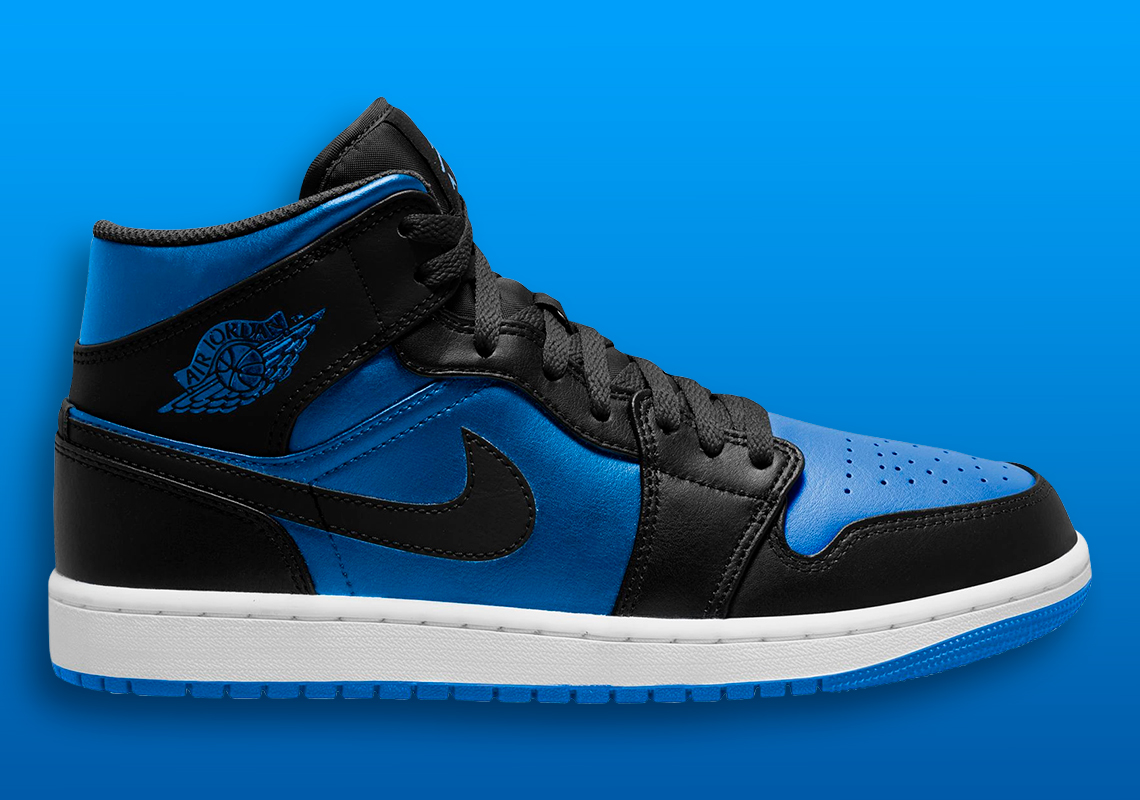 air-jordan-1-mid-black-royal-