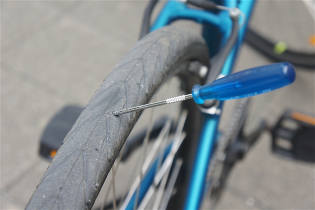 マイ スペシャライズド Vol.1 パンクしないクロスバイク『Alibi