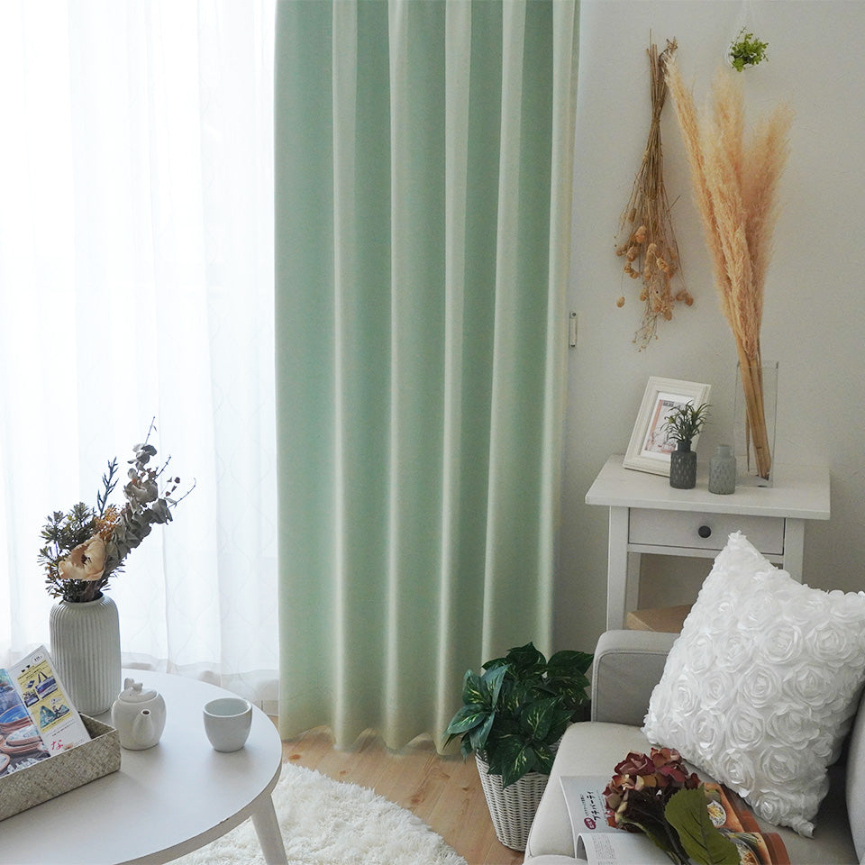 オーダー｜遮光・防炎 洗練されたツヤ感のあるシンプル無地カーテン｜N
