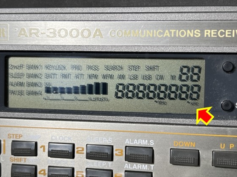 受信機レストア】AOR AR-3000A 画面全部点灯、電源スイッチ効かず