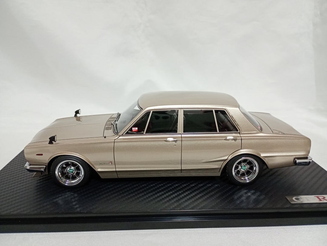 イグニッションモデル 1/18 日産 スカイライン 2000 GT-R (PGC10