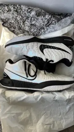 2026年最新】lebron21の人気アイテム - メルカリ