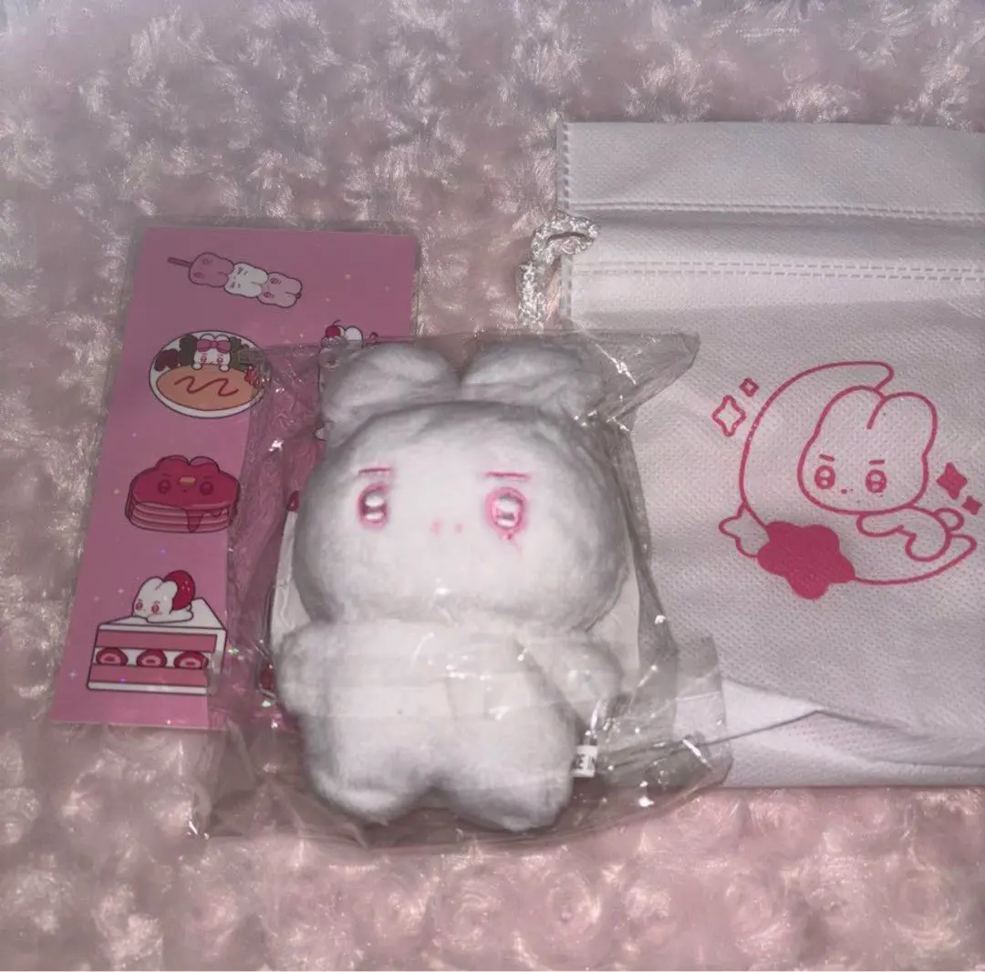 2026年最新】theboyz ヨンフン ぬいぐるみの人気アイテム - メルカリ