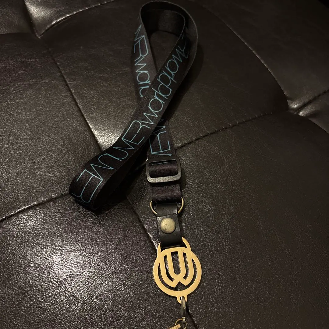 2026年最新】uverworld ネックストラップの人気アイテム - メルカリ