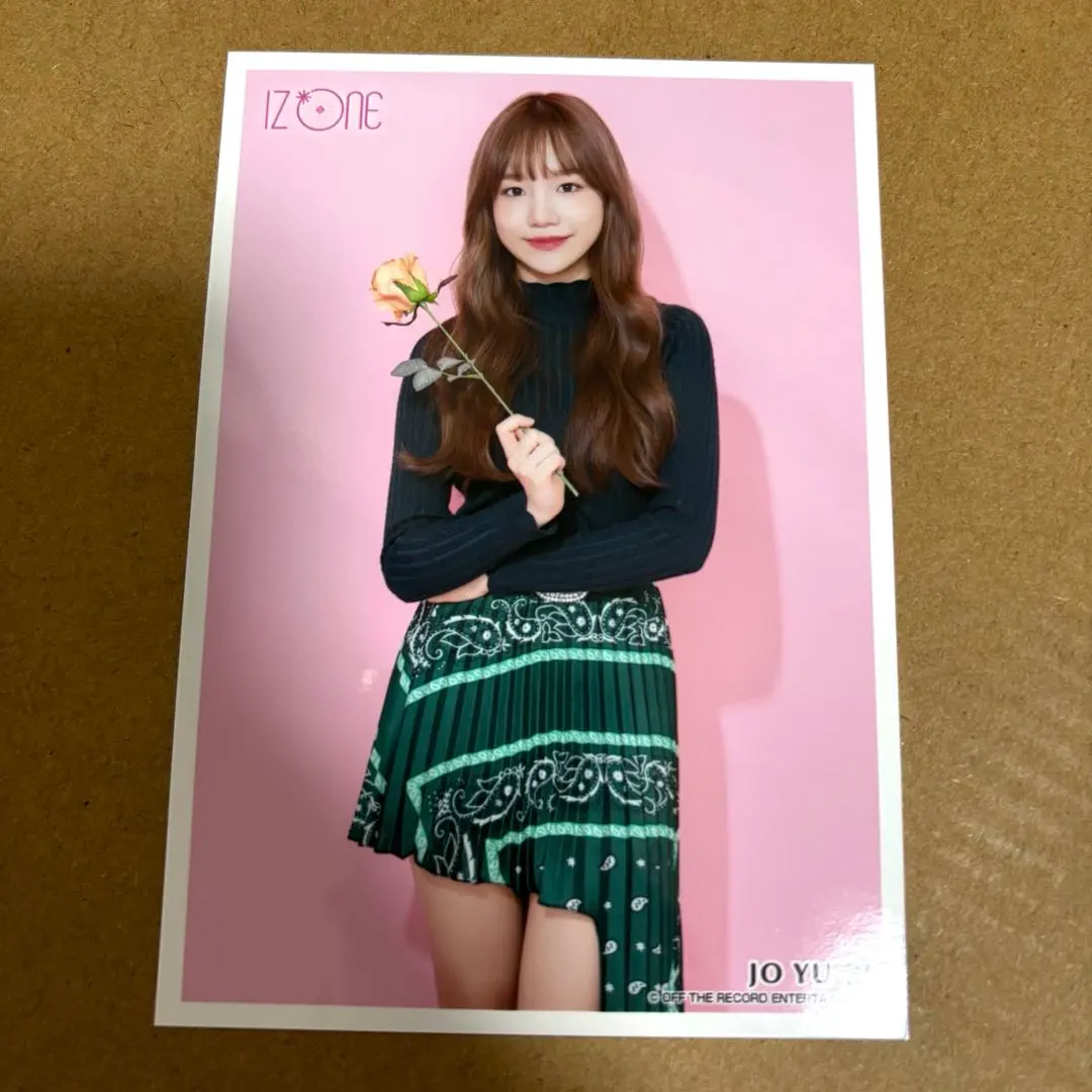 2026年最新】チョ・ユリ生写真の人気アイテム - メルカリ