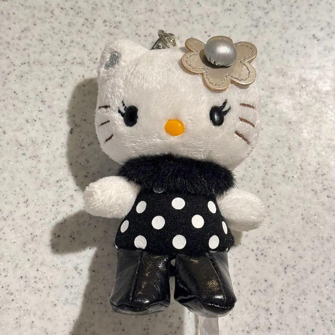 2026年最新】キティ モモベリーの人気アイテム - メルカリ