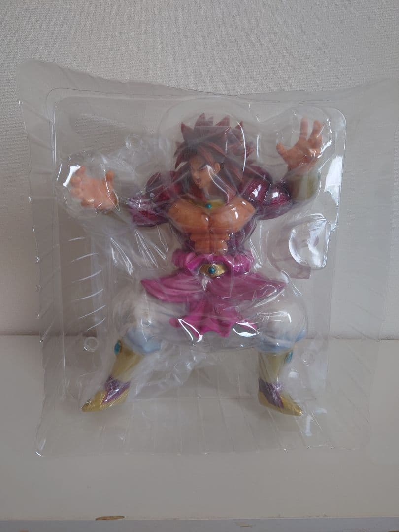 １番くじラストワン スーパーサイヤ人4 ブロリーゼノフィギュア