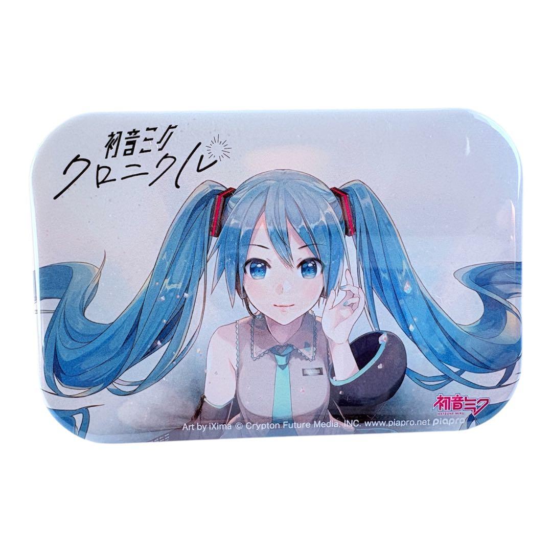 初音ミク クロニクル スクエア缶バッジ - メルカリ