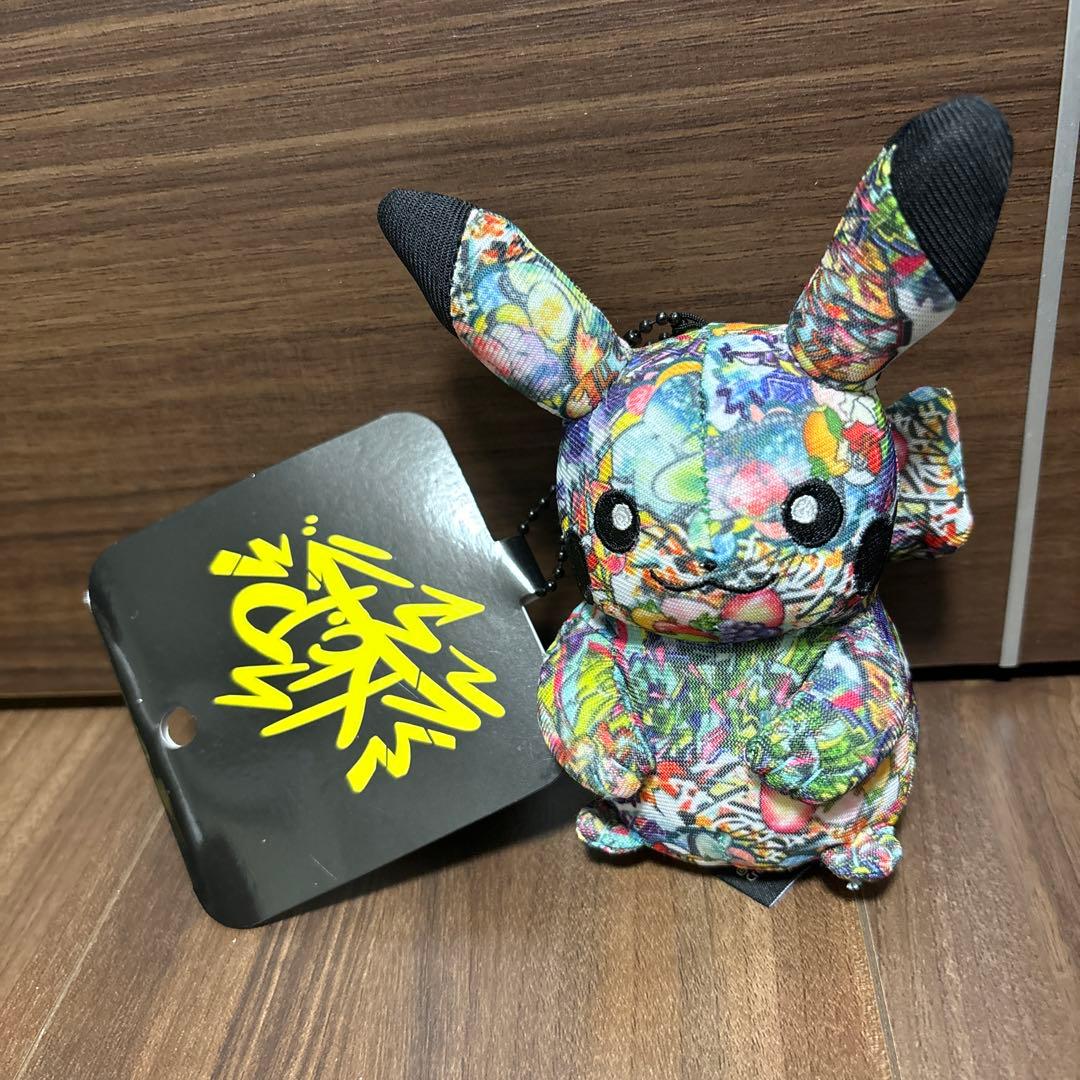 ポケモンセンター渋谷限定 グラフィティピカチュウ 小ぬいぐるみ