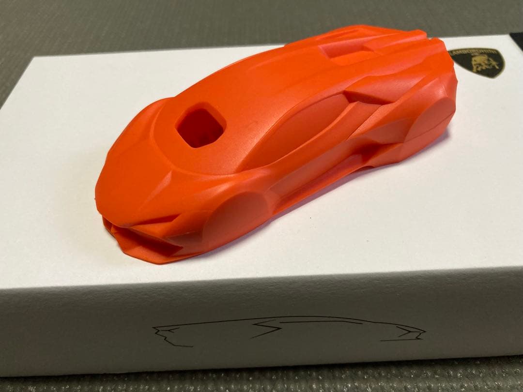 超希少 ランボルギーニ レヴエルト 新車購入特典 純正 キーケース