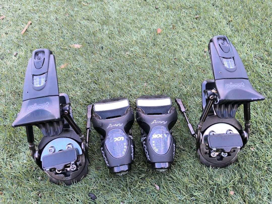 タッキー LOOK Pivot 18 ビンディング ルック P18 Look Pivot 2.0 18 GW Ski Bindings 2026 | evo