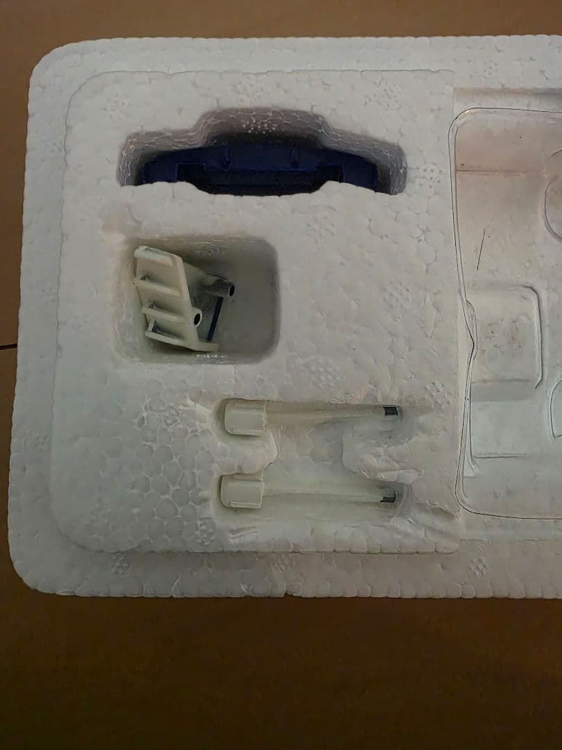 自動車 TADANO GR-1000N CREVO 1000G4