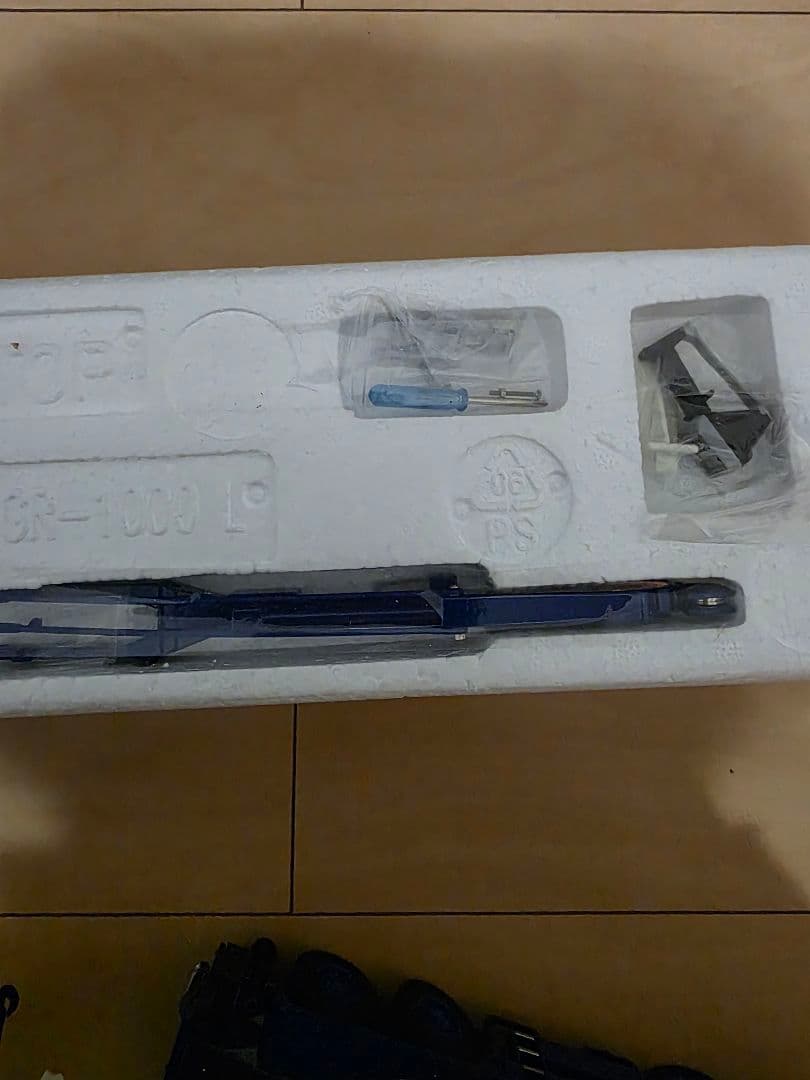 自動車 TADANO GR-1000N CREVO 1000G4