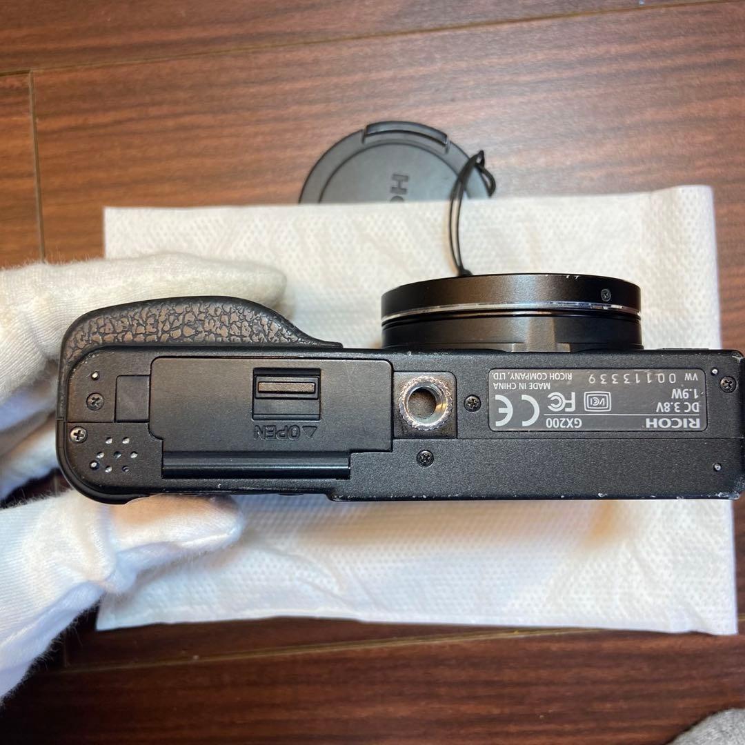 RICOH GX200 デジカメ 4944 - メルカリ