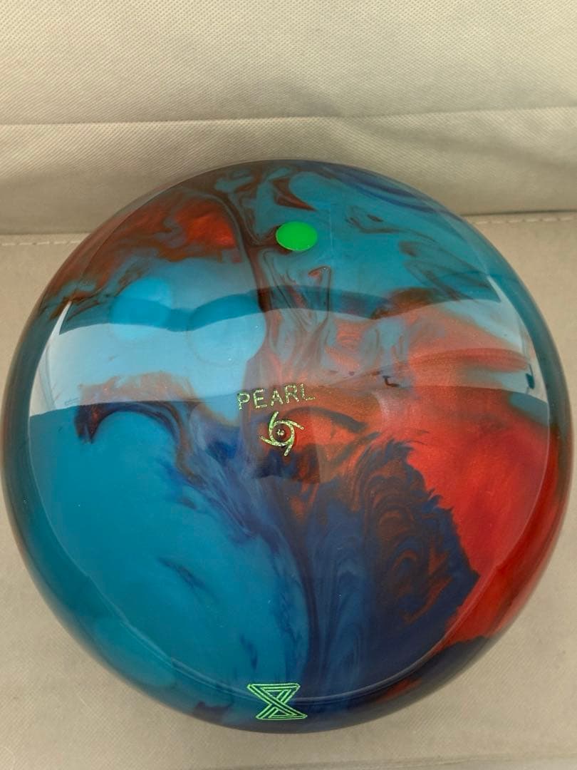 美品】アブソリュートパール 15ポンド ボウリングボール プラグ済み