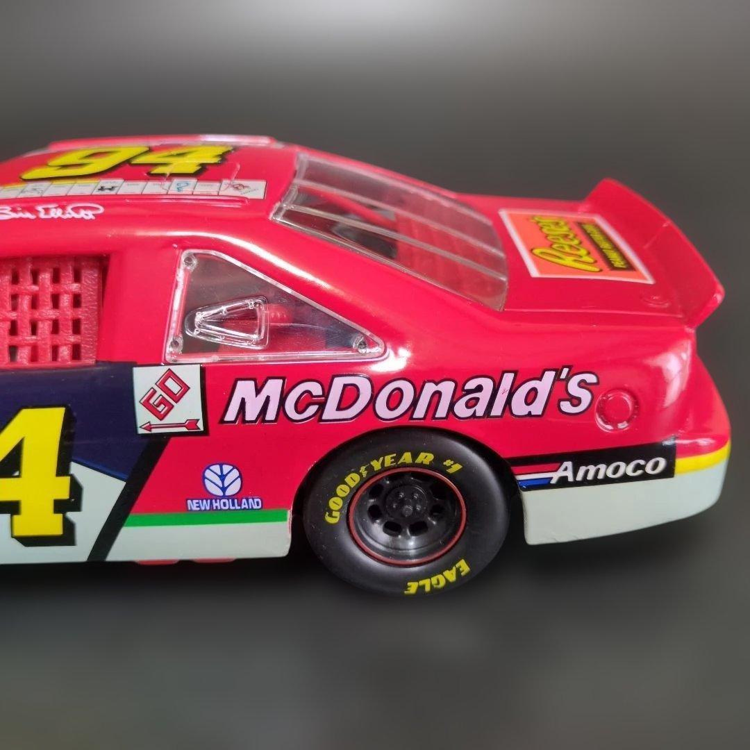 1/18ミニカー　 NASCAR FORD THUNDERBIRD#94