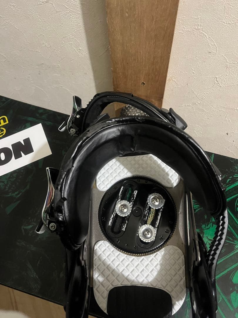 初中級グラトリ、カービングボード！BURTON DEUCE 152cm RIDE - メルカリ