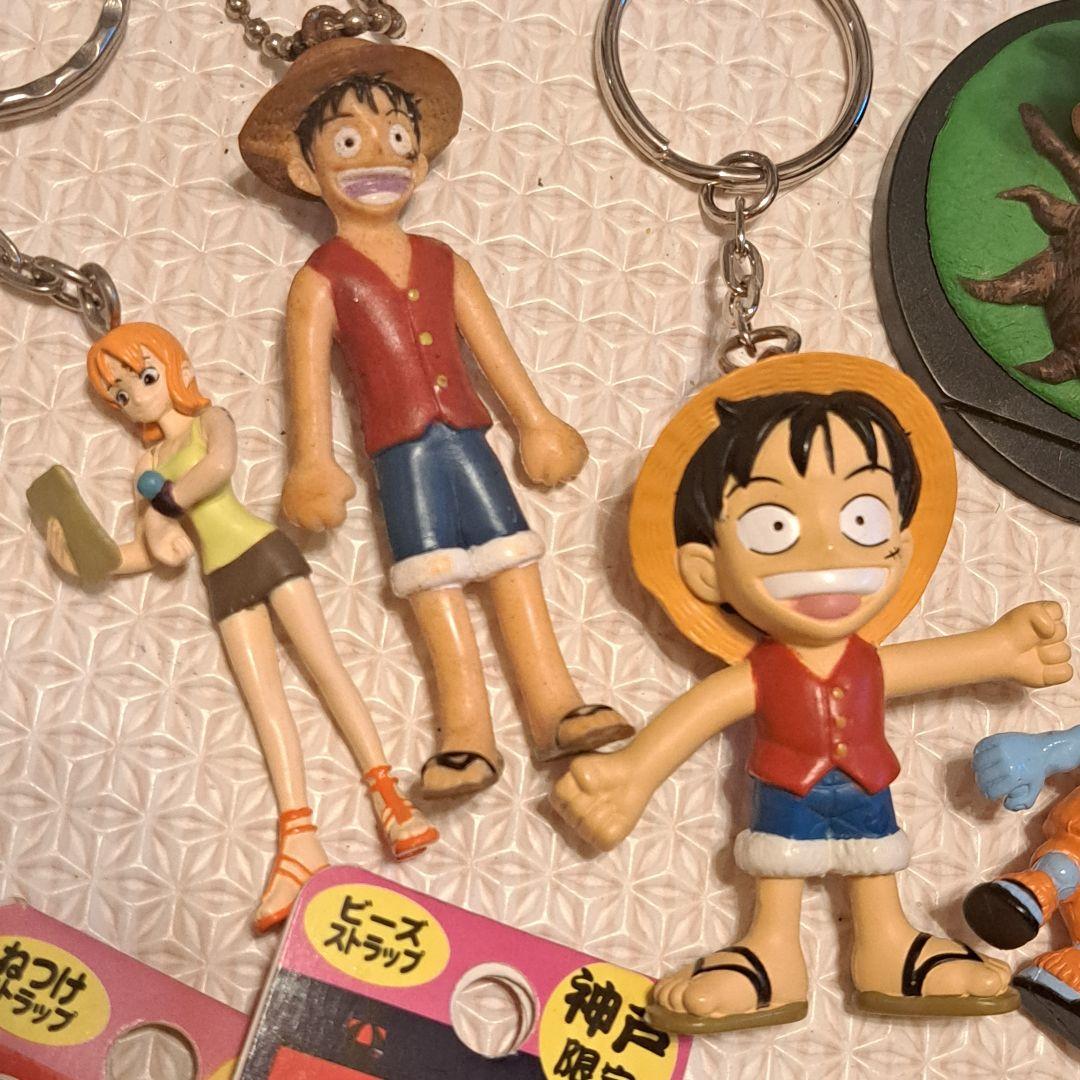 福袋★ワンピースグッズまとめ売り キーホルダー　フィギュア　セット　大量
