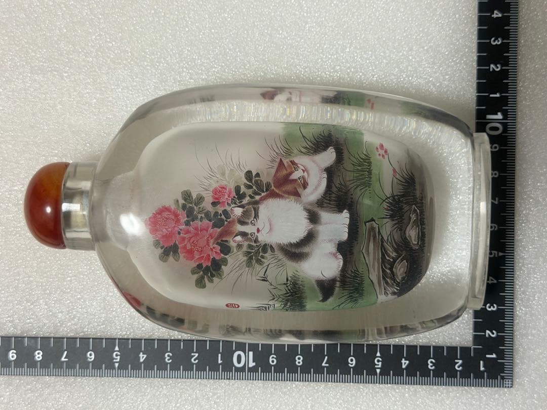 猫と花の絵柄 ガラス製鼻煙壺 - メルカリ