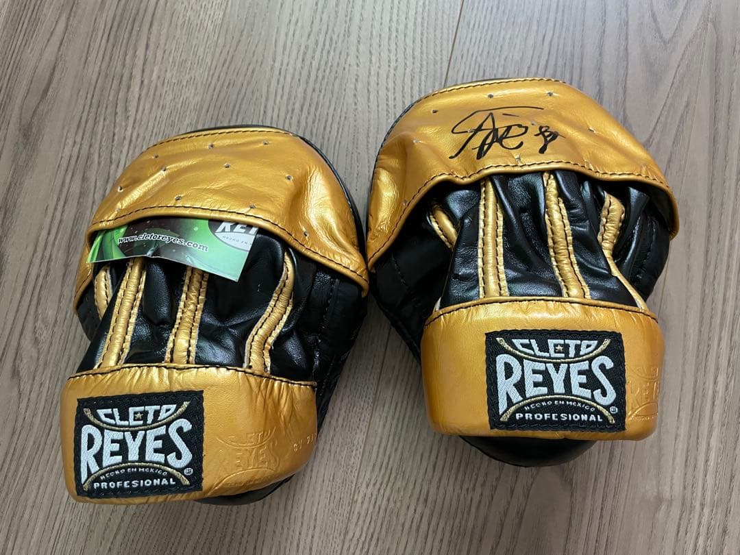 井上尚弥/井上拓真/井上真吾サイン入りグッズ2点セット（キャンペーン