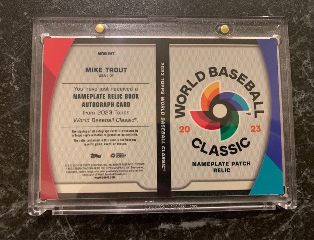 topps wbc トラウト　Nameplate Relic Book Auto