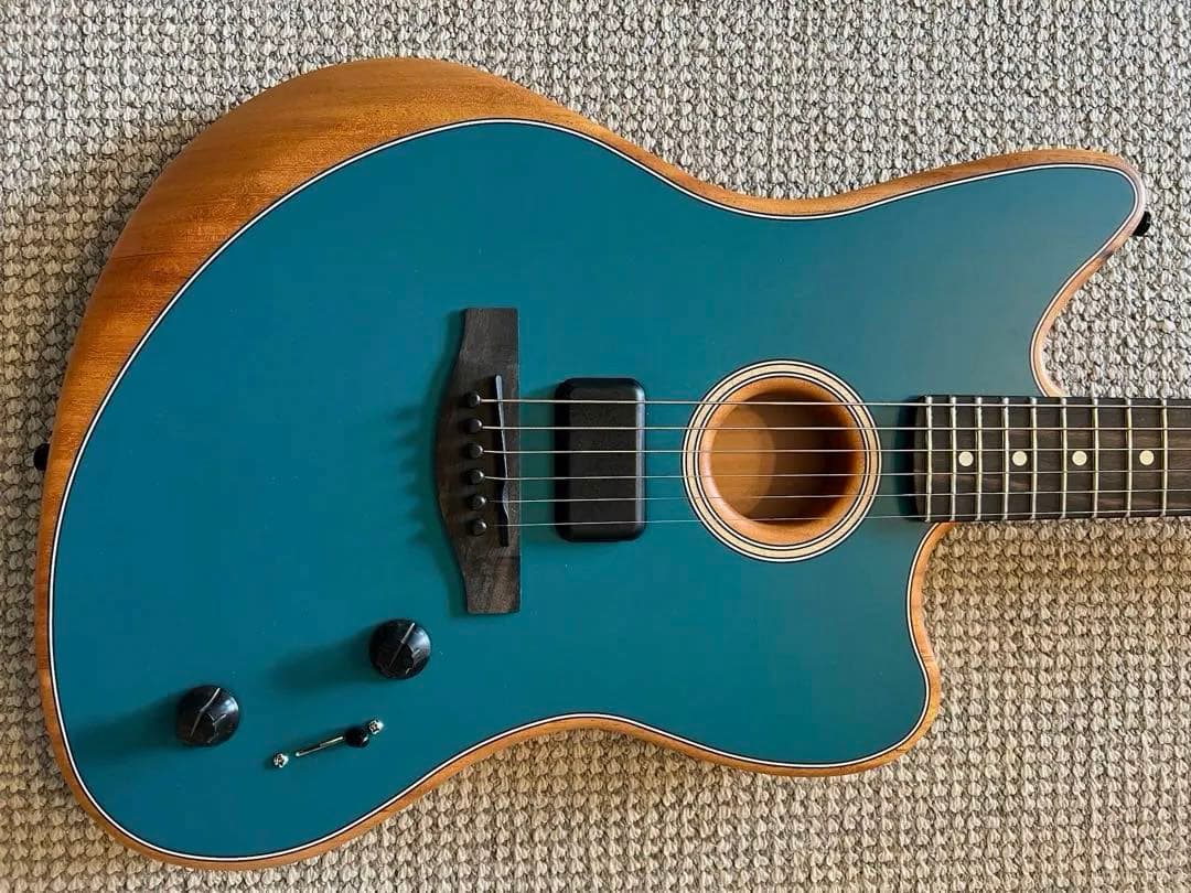 ギター Fender American Acoustasonic Jazzmaster Fender Unveils the American Acoustasonic Jazzmaster - Premier Guitar