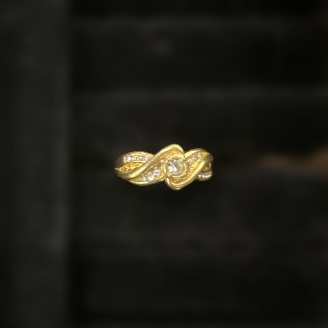 ヴィンテージ ゴールドツイストデザインリング - メルカリ