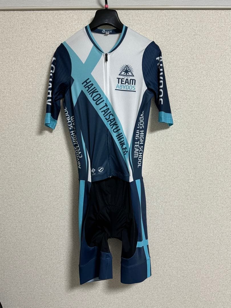 ブルーアーカイブ サイクルセパレートワンピース Mサイズ 試着のみ 砂