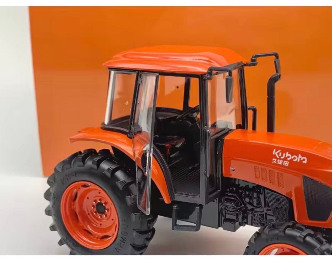 クボタ トラクター 1/24スケール モデル