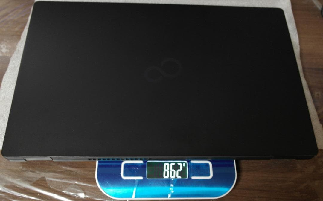 i5-1245U/8GB/256GB NVMe/4G/Wi-Fi 6E - メルカリ