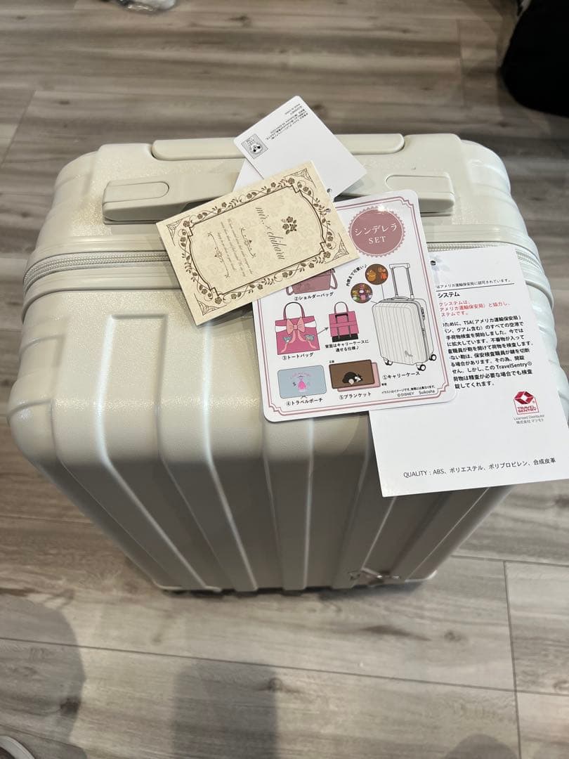 しまむら ちはる ディズニーコラボ キャリーケース - メルカリ