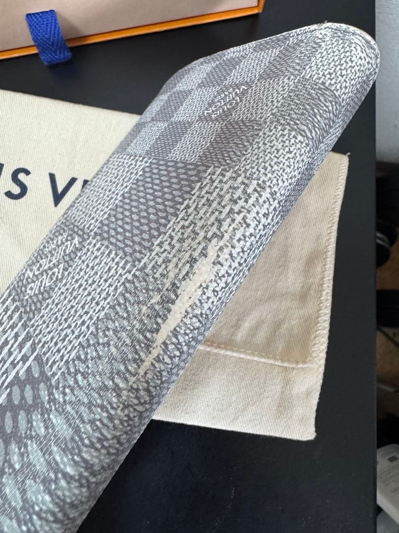 ルイヴィトン ダミエ グラフィット 3D ブラザ icチップ 最終価格