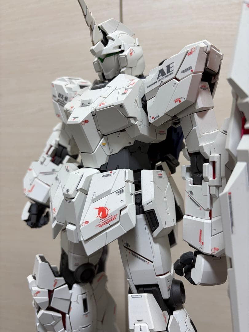 バンダイPG RX-0 ユニコーンガンダム 1/60LEDユニット完成品