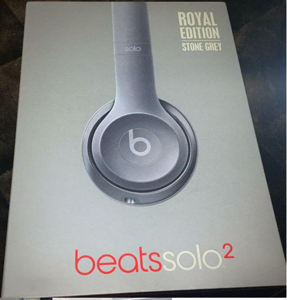 【新品未使用】beats solo2 ヘッドフォン model:B0180 ヘッドホン】beats solo2 LuxeEdition 開封！超かっこいいです