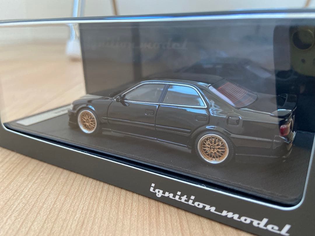 イグニッションモデル 1/43 チェイサー ブラック