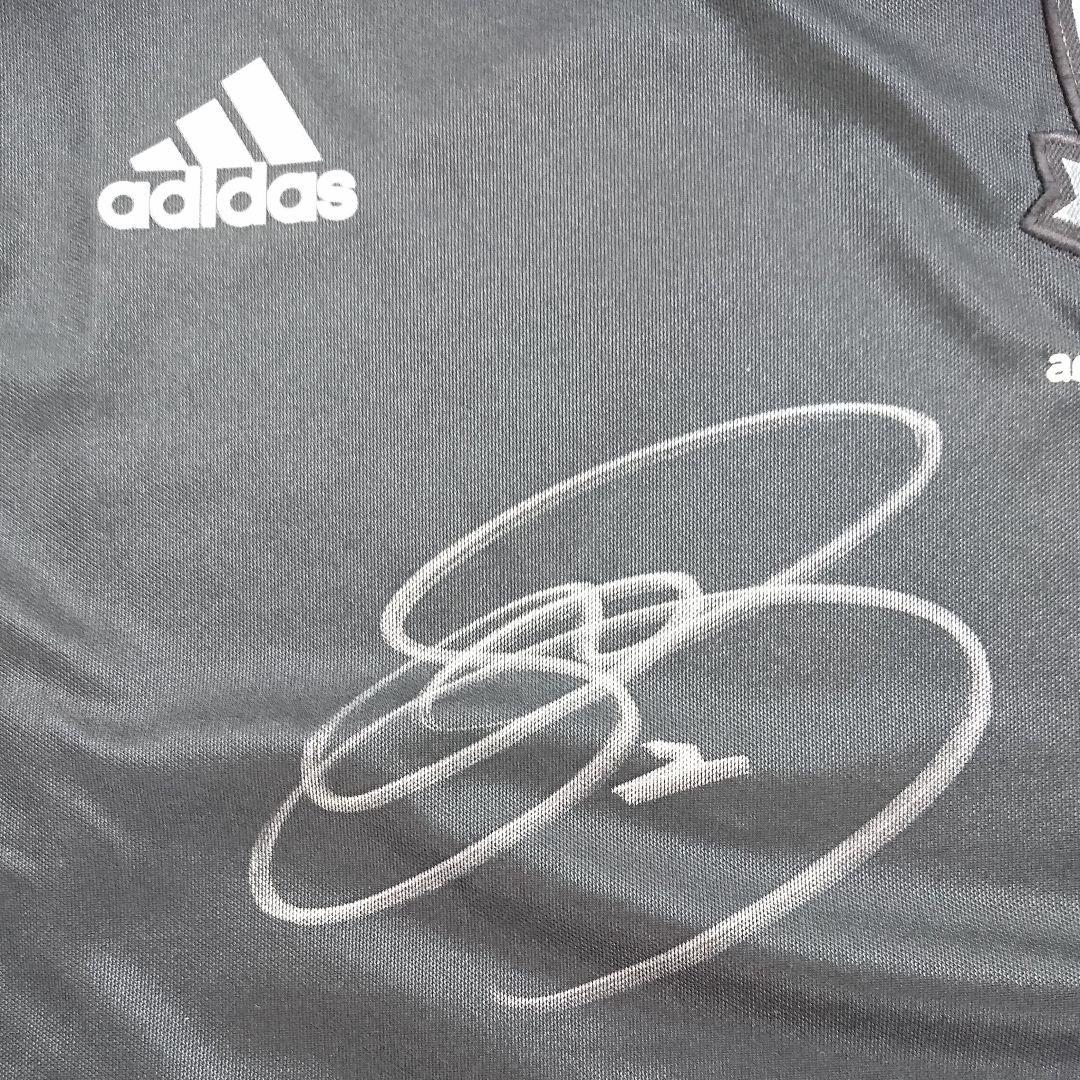 内田篤人直筆サインKOSE×adidasコラボTシャツ(非売品) - メルカリ