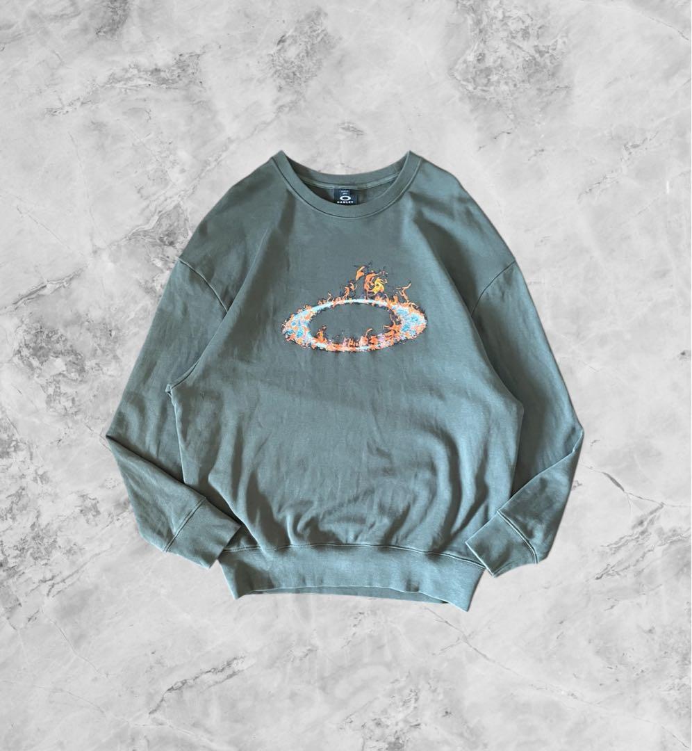 OAKLEY archive スウェット 炎 火 y2k テック系 短丈 美品 - メルカリ