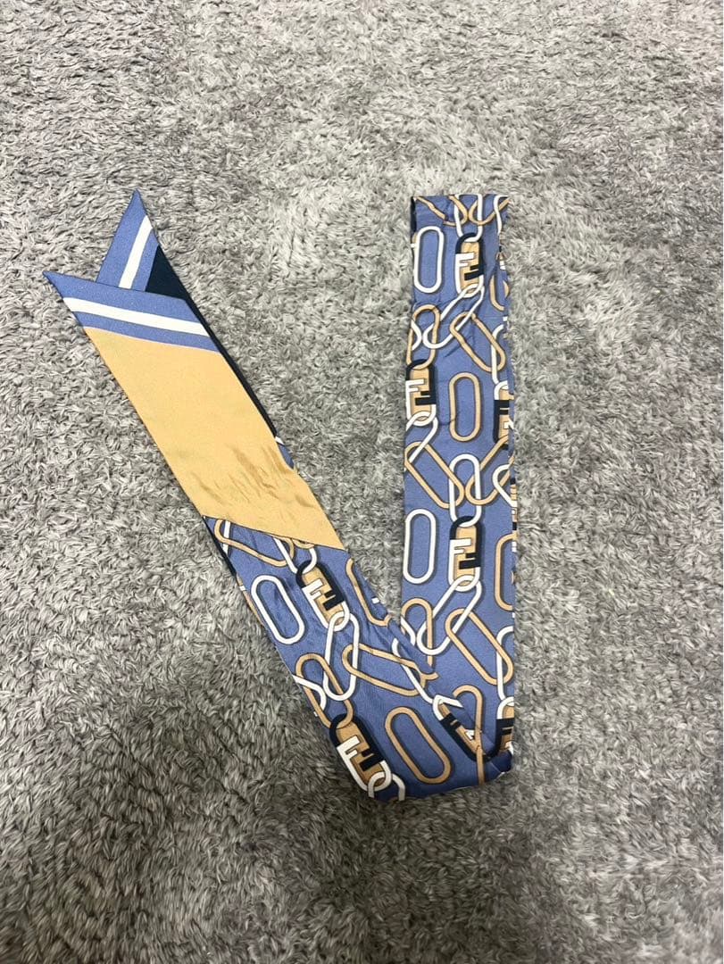 FENDI フェンディ ラッピー リボンスカーフ FF柄 チェーン柄