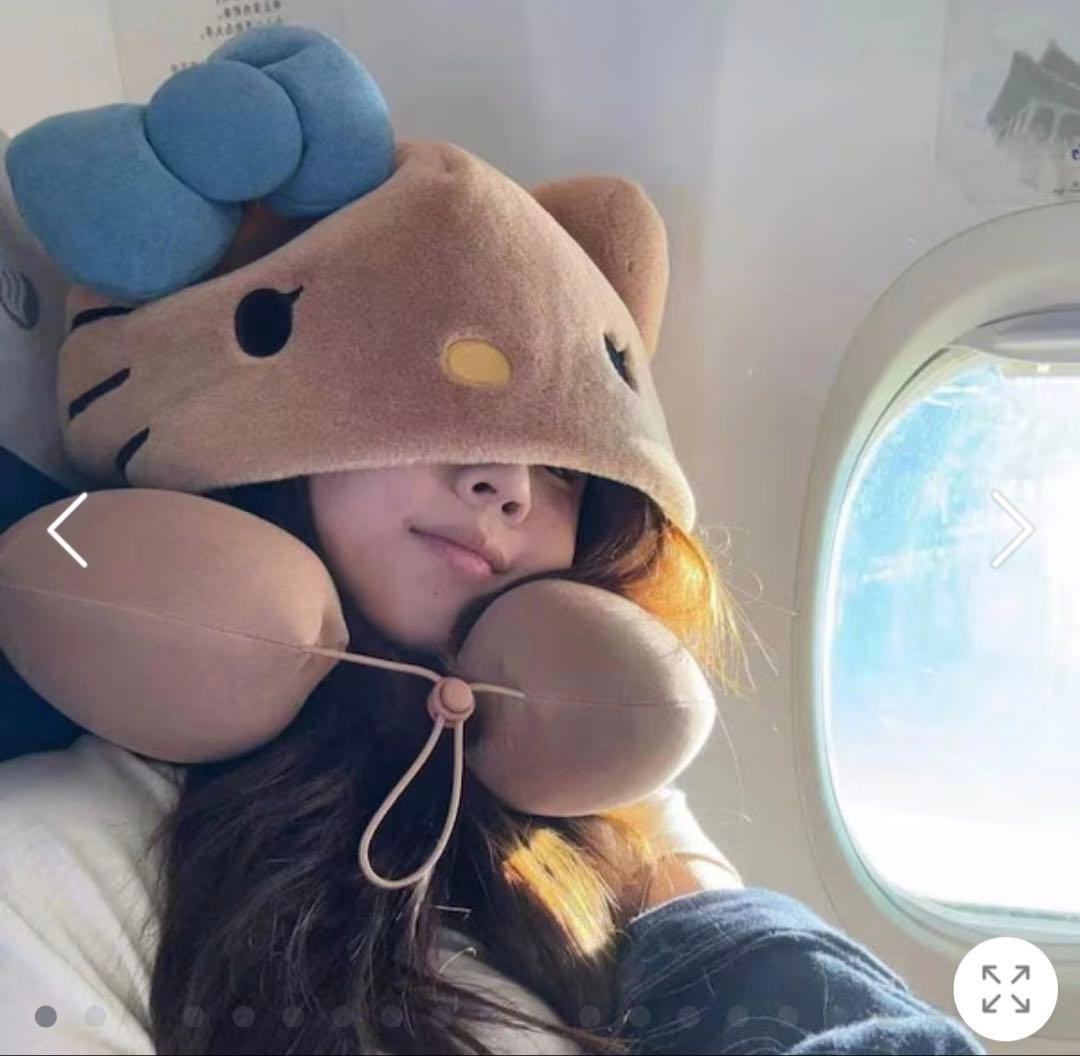 ハローキティ ネックピロー 日焼けキティ - メルカリ